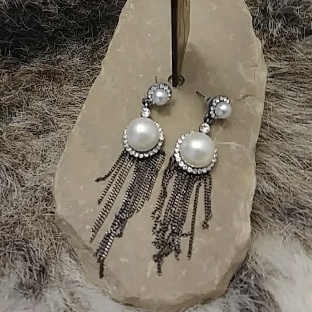 🍁Pretty🍁 Classy Pearl Rhinestone Earrings